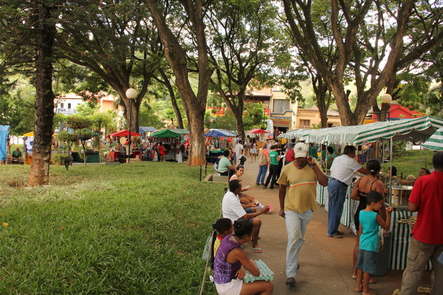 Feira (10) display